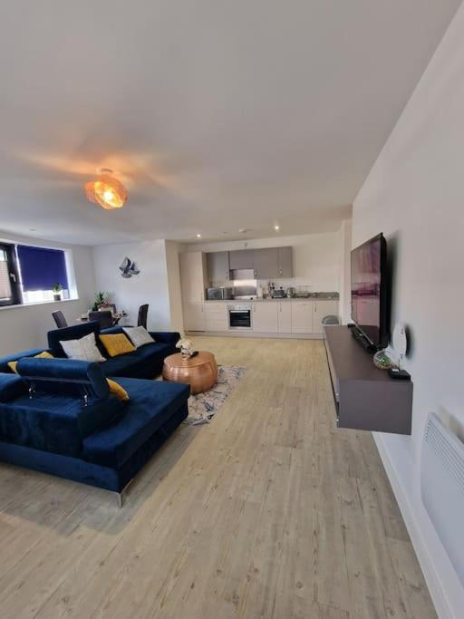 Luxury 2 Bed, 2 Bath Apartment - The Quays Manchester Exterior foto